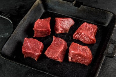 Свинина ошеек на шашлык 1 кг - купить в Новокиевке